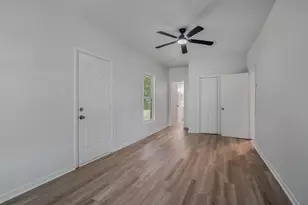 1421 S Scullin Ave, Denison, TX 75020 - Photo 21