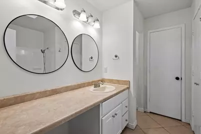 5537 Silver Maple Drive, Arlington, TX 76018 - Photo 13