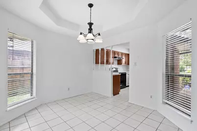 5537 Silver Maple Drive, Arlington, TX 76018 - Photo 3