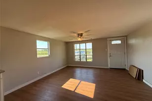 902 Grimes Rd, Mineral Wells, TX 76067 - Photo 5