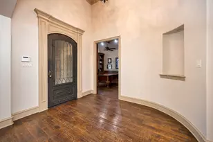 8100 Canyon Oak Dr, North Richland Hills, TX 76182 - Photo 9