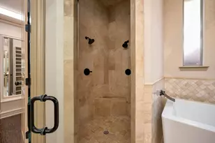 8100 Canyon Oak Dr, North Richland Hills, TX 76182 - Photo 21