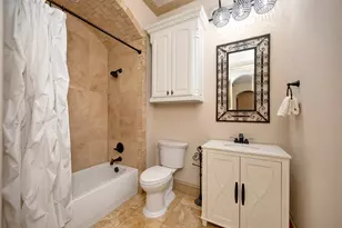 8100 Canyon Oak Dr, North Richland Hills, TX 76182 - Photo 25