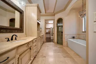 8100 Canyon Oak Dr, North Richland Hills, TX 76182 - Photo 17