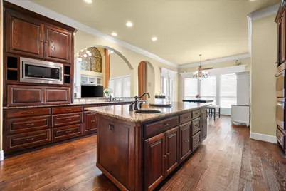 7001 Diamond Oaks Drive, Mansfield, TX 76063 - Photo 17