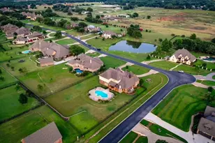 7001 Diamond Oaks Dr, Mansfield, TX 76063 - Photo 5
