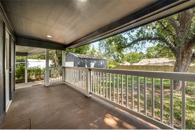 209 W 12th Street, Irving, TX 75060 - Photo 11