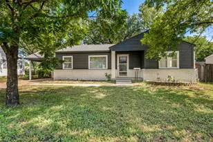 209 W 12th St, Irving, TX 75060 - Photo 1