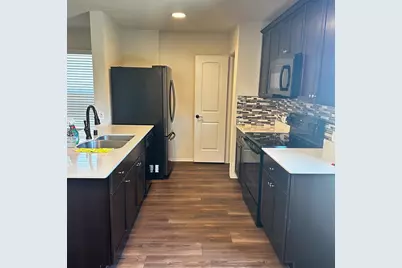1017 Skyline Drive, Hutchins, TX 75141 - Photo 5