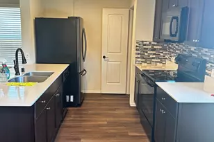 1017 Skyline Dr, Hutchins, TX 75141 - Photo 5