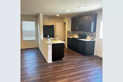 1017 Skyline Drive, Hutchins, TX 75141 - Photo 7