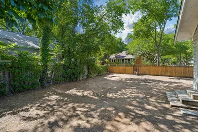 2111 Washington Avenue, Fort Worth, TX 76110 - Photo 25