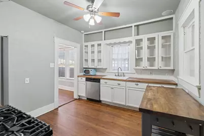 2111 Washington Avenue, Fort Worth, TX 76110 - Photo 5
