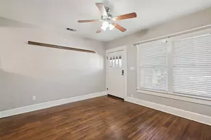 2111 Washington Ave, Fort Worth, TX 76110 - Photo 9