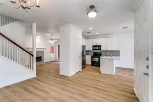 1013 Rodin Ln, Carrollton, TX 75006 - Photo 3