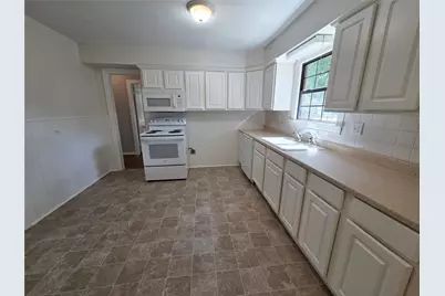 1309 Shady Lane, Garland, TX 75042 - Photo 9