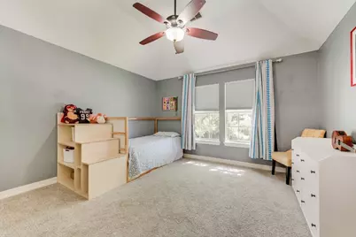 7713 Pine Street, Irving, TX 75063 - Photo 17