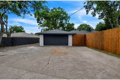 729 Surrey Circle, Grand Prairie, TX 75050 - Photo 23