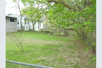 501 S Perry Street, Denison, TX 75020 - Photo 11
