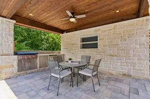 801 Glendevon Dr, McKinney, TX 75071 - Photo 31