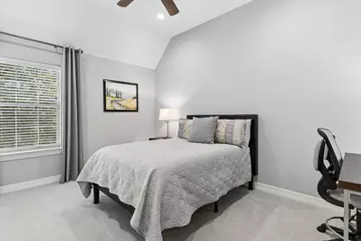801 Glendevon Drive, McKinney, TX 75071 - Photo 23