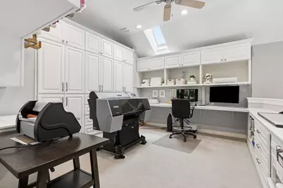 801 Glendevon Drive, McKinney, TX 75071 - Photo 17