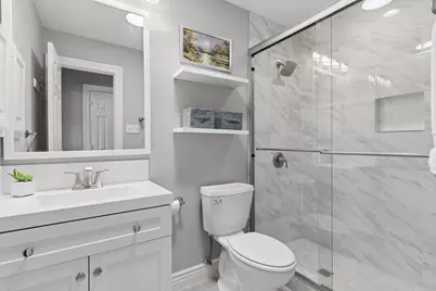 801 Glendevon Drive, McKinney, TX 75071 - Photo 19