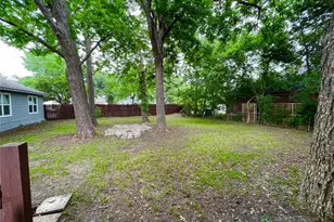 1107 Hall St, McKinney, TX 75069 - Photo 21