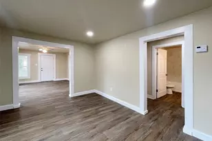 1107 Hall St, McKinney, TX 75069 - Photo 9