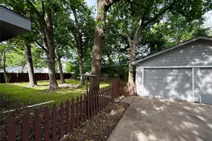 1107 Hall St, McKinney, TX 75069 - Photo 7