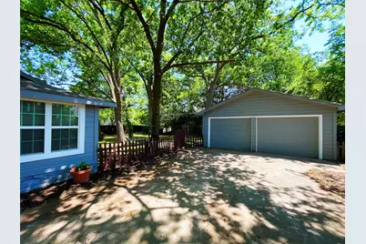 1107 Hall Street, McKinney, TX 75069 - Photo 17