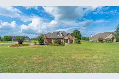 2300 E Emerald Bend Court, Granbury, TX 76049 - Photo 31