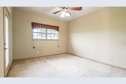 2300 E Emerald Bend Court, Granbury, TX 76049 - Photo 23
