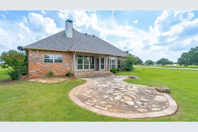 2300 E Emerald Bend Court, Granbury, TX 76049 - Photo 29