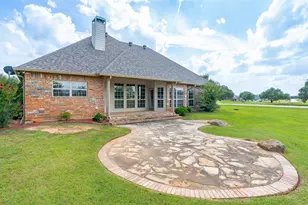 2300 E Emerald Bend Ct, Granbury, TX 76049 - Photo 29