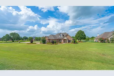 2300 E Emerald Bend Court, Granbury, TX 76049 - Photo 37