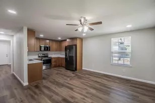 4901 Curzon Ave, Fort Worth, TX 76107 - Photo 3
