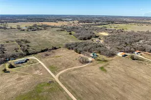 4597 W Line Rd, Whitesboro, TX 76273 - Photo 31
