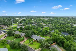 1124 Sierra Dr, Woodway, TX 76712 - Photo 33