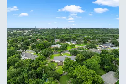 1124 Sierra Drive, Woodway, TX 76712 - Photo 33