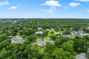 1124 Sierra Dr, Woodway, TX 76712 - Photo 33