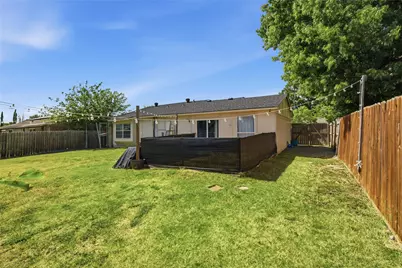 2326 Idlewood Drive, Arlington, TX 76014 - Photo 27