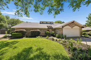 1203 Oakwood Trail, Southlake, TX 76092 - Photo 3