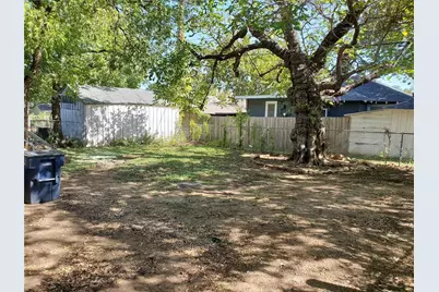 1325 Hurley Avenue, Fort Worth, TX 76104 - Photo 21