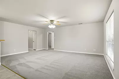 612 N Avenue C, Springtown, TX 76082 - Photo 3
