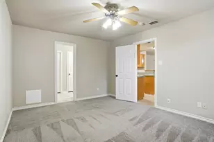612 N Ave C, Springtown, TX 76082 - Photo 9