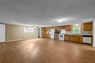 4704 Williams Rd, Bellmead, TX 76705 - Photo 5