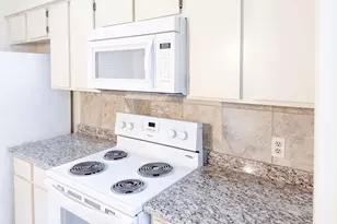 10440 High Hollows Dr, Dallas, TX 75230 - Photo 11