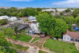 415 S Rice St, Hamilton, TX 76531 - Photo 25