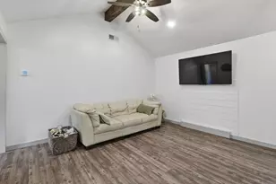 304 Cherry St, Weatherford, TX 76086 - Photo 9